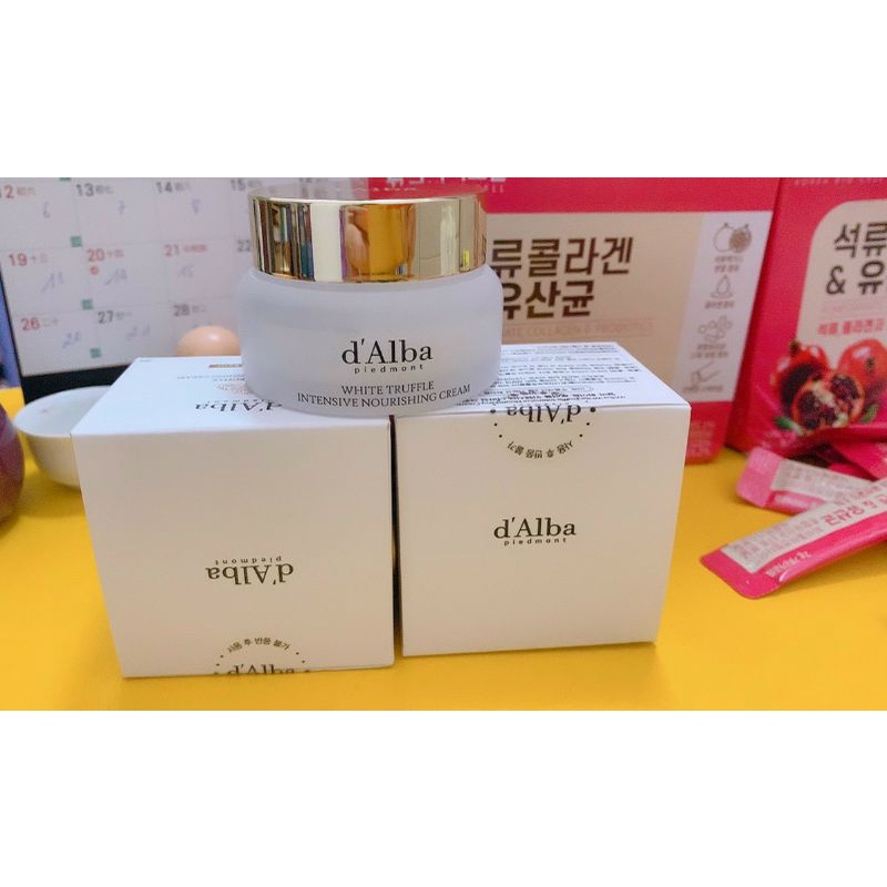 kem dưỡng da D'alba hàn quốc