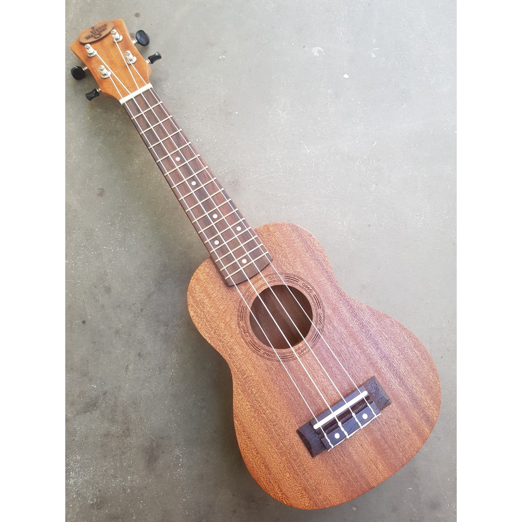 Đàn Ukulele Soprano 21'' Gỗ KBD