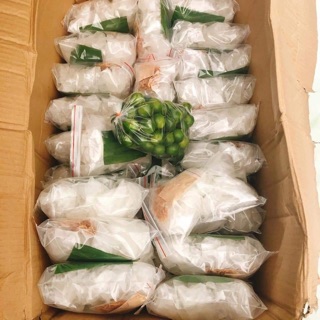 Bánh tráng muối sate tắc hành phi.