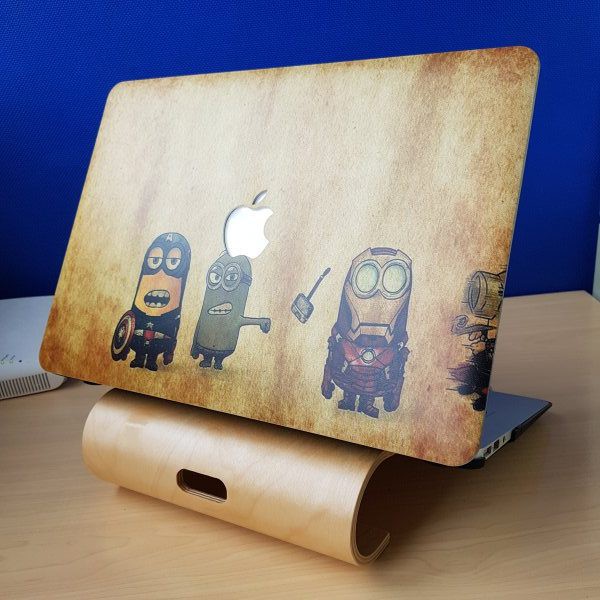 Ốp Macbook hình Minions (tặng kèm nút chống bụi + chống gãy dây sạc)