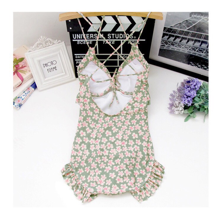[Order] Bikini phiên bản Korea hoa bèo nhún đan dây sau | BigBuy360 - bigbuy360.vn