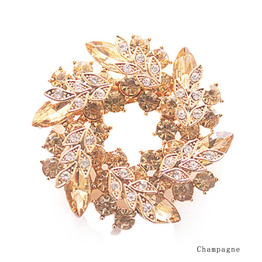 Ghim cài áo đính đá sang trọng