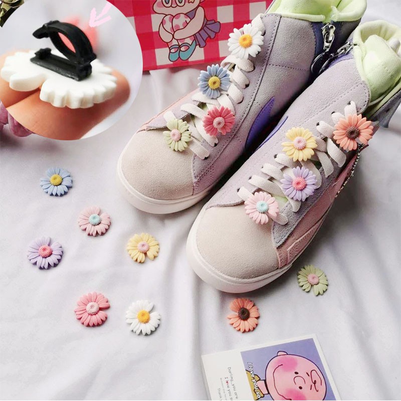 1 cặp khóa dây giày hình hoa cúc GD nhiều màu sắc | BigBuy360 - bigbuy360.vn