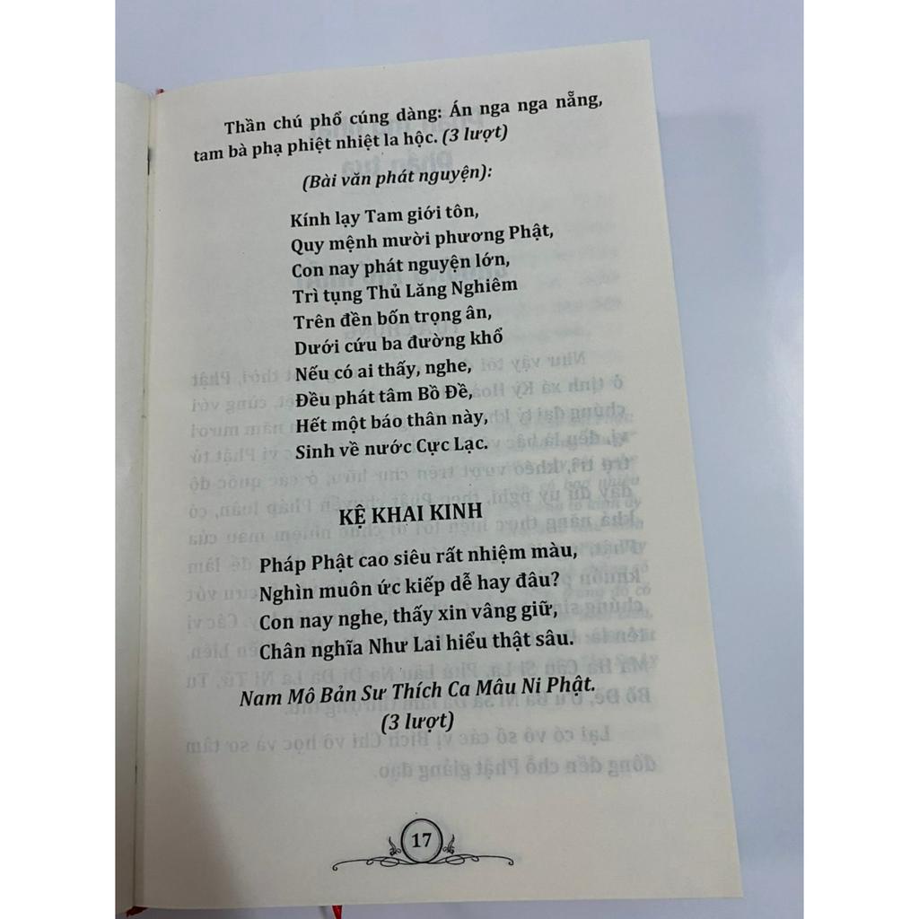 Sách - Kinh Thủ Lăng Nghiêm ( Bìa cứng)