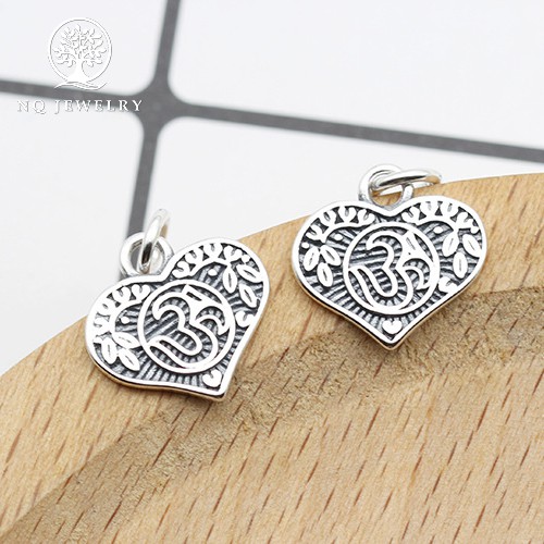 Mặt dây chuyền bạc hình trái tim họa tiết hoa văn- NQ Jewelry