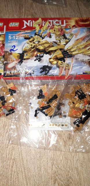 Lắp ráp 1 hộp LegoNinjutsu Rồng 99508 có nhiều chi tiết