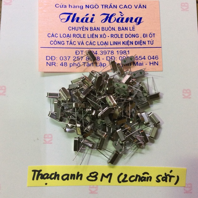 Thạch anh 8 M/2 chân sắt giá cho  20 chiếc