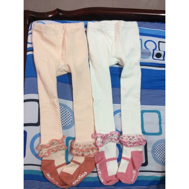 Quần tất bé gái