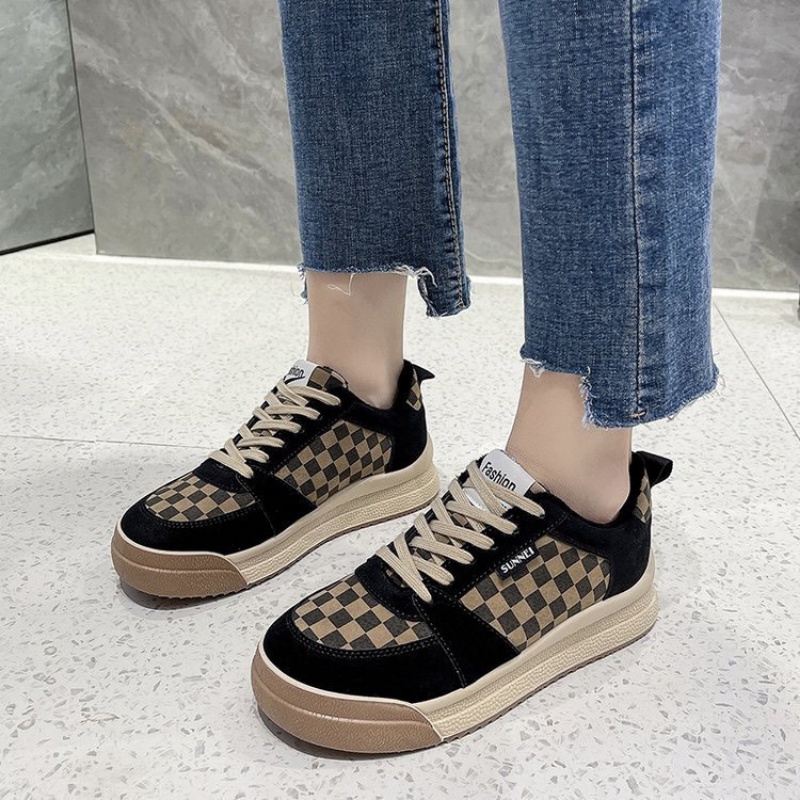 Giày MWC 0641 - Giày Thể Thao Nữ Đế Bánh Mì, Sneaker Da Đế 3CM Họa Tiết Caro Trendy