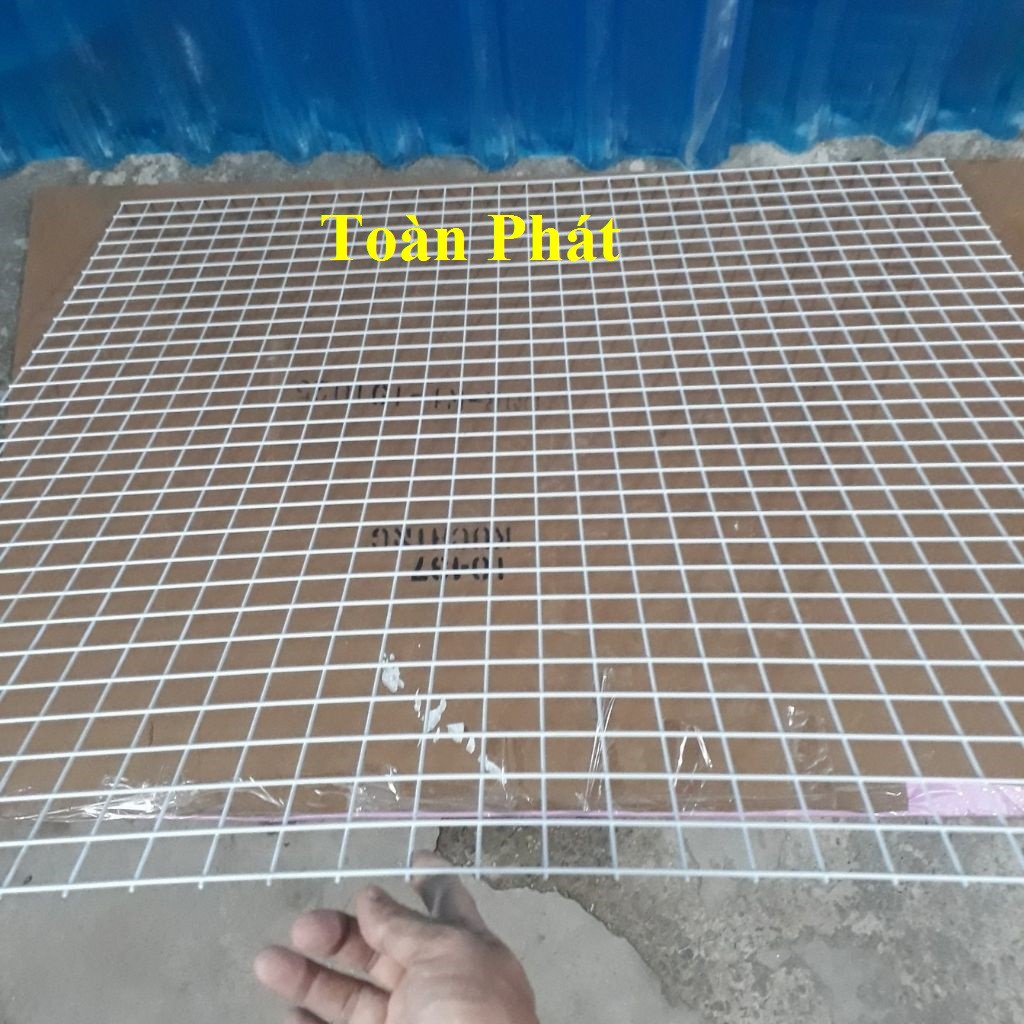 ( 50 x 100cm x ô rộng 3 phân, 5phân ) Tấm lưới sắt đan treo phụ kiện màu trắng sữa