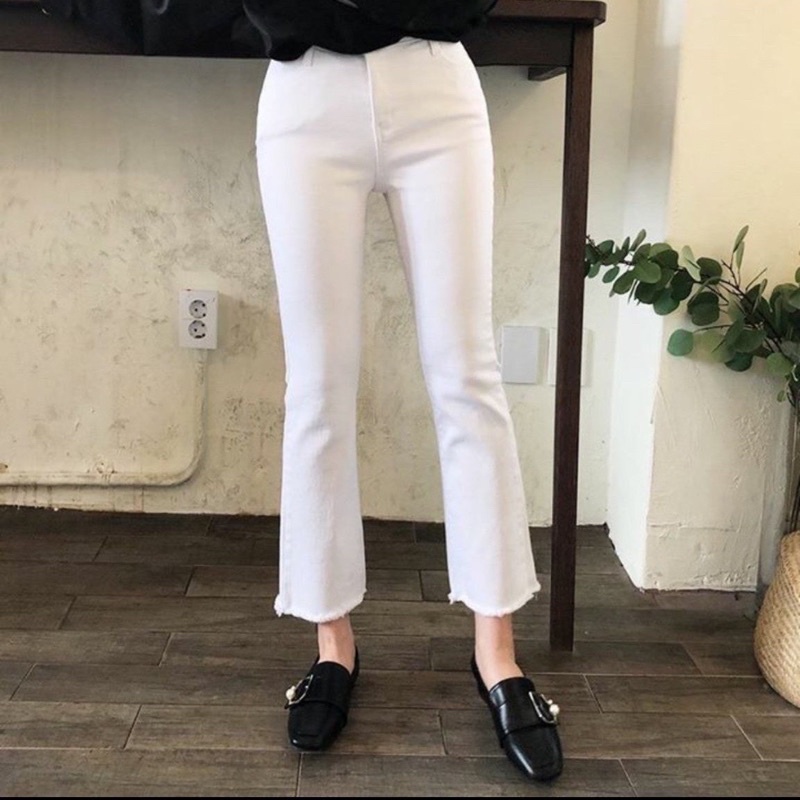 Quần Jeans ống loe