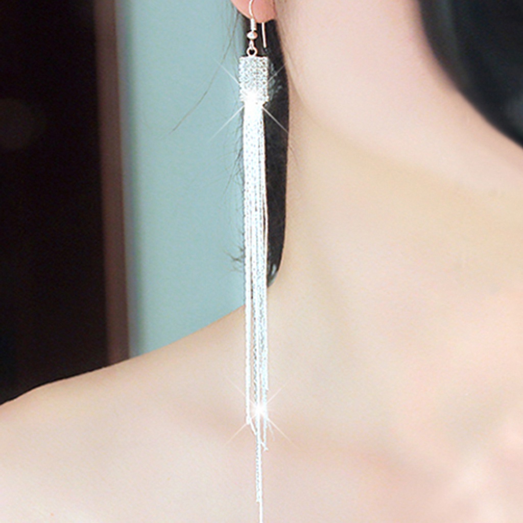 Bông tai dáng dài phối tua rua xinh xắn hợp thời trang cho nữ