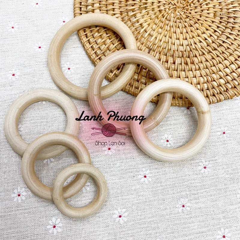 Vòng Gỗ Tròn Lục Lạc Handmade