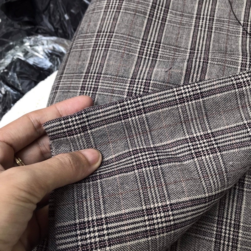 Vải hoạ tiết sọc carro