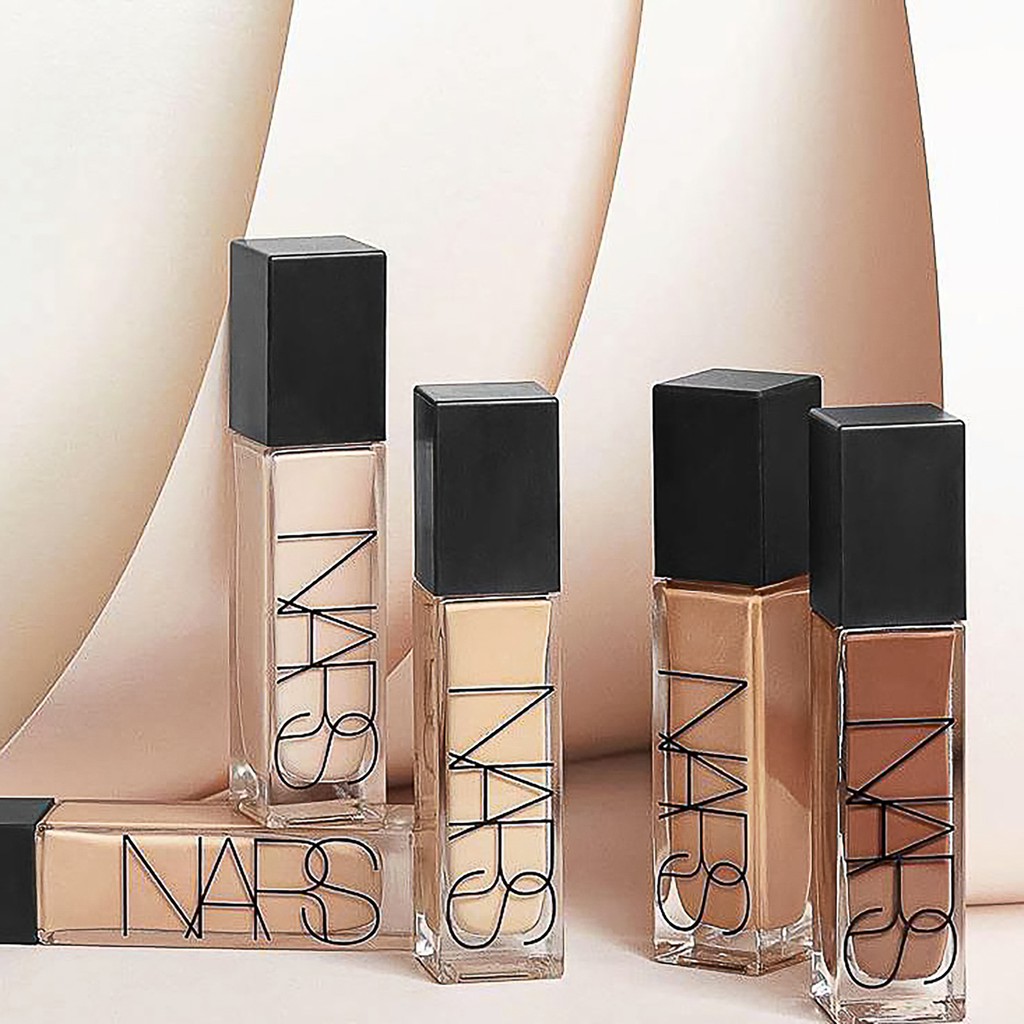 Kem nền NARS Natural Radiant Longwear Foundation - A4DC | BigBuy360 - bigbuy360.vn