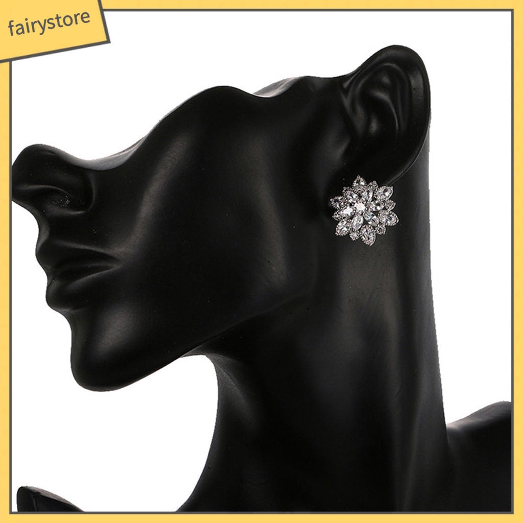 Khuyên tai đính đá cubic zirconia giả