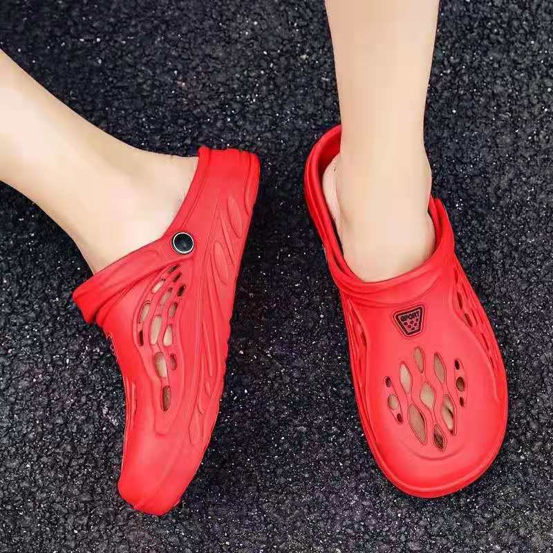 Crocs Giày Sandal Đi Biển Thoáng Khí Chống Trượt Chống Thấm Nước Cho Cặp Đôi