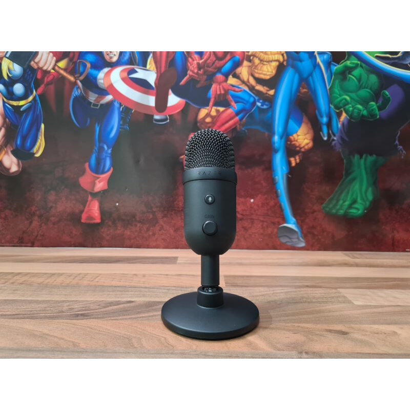 Thiết bị thu âm Razer Seiren V2 X-USB Microphone for Streamers