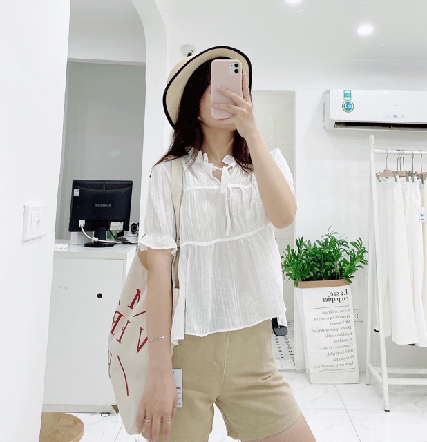 Quần sooc kaki