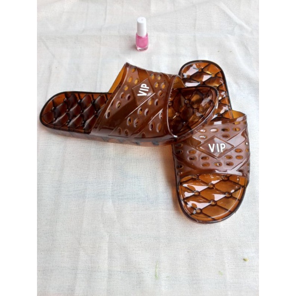 Dép lỗ đi nhà tắm.dép nhựa dẻo vip