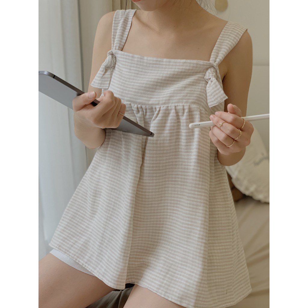 [Mã WASKT304 giảm 15% tối đa 30K đơn 99K] Áo 2 dây thắt nút kẻ vải xô TKA246 1994closet | BigBuy360 - bigbuy360.vn