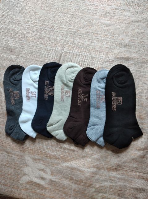 Set Tất tuần 7 ngày 7 đôi