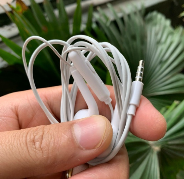 Tai Nghe OPPO Rin Jack 3.5mm Có Dây Nhét Tai Chống Ồn Cao Cấp