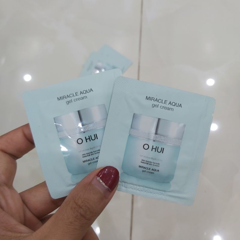 Gói kem cấp nước Ohui xanh giúp da căng mọng giảm mụn giảm tiết dầu - Ohui Aqua Miracle Gel Cream 1ml