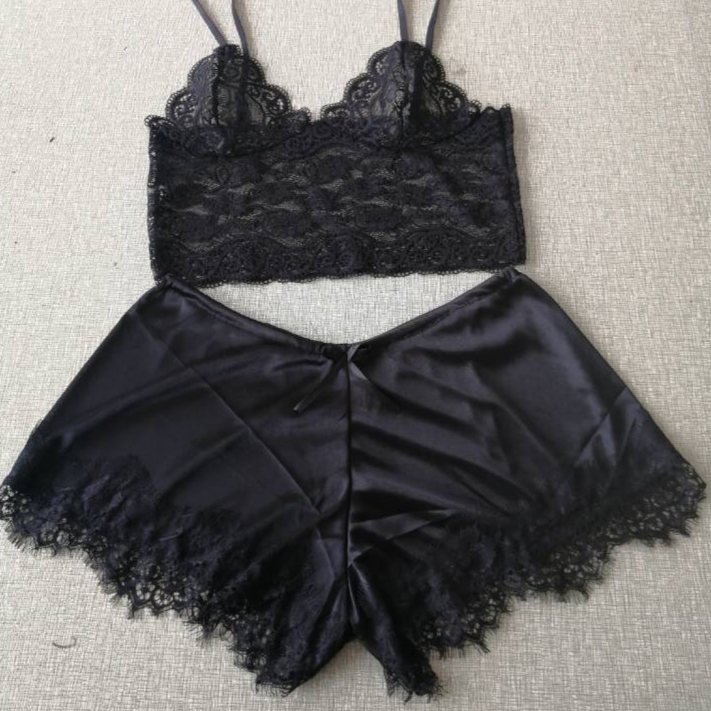 Set áo lót + quần lót ren hoa thiết kế quyến rũ cho phái nữ
 | BigBuy360 - bigbuy360.vn