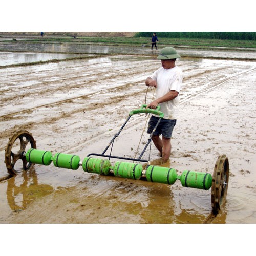 Máy sạ lúa 6 trống hàng Việt Nam chất lượng cao, máy xạ lúa giá rẻ, máy gieo hạt tốt. tiện lợi cho nhà nông!