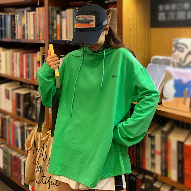 Áo Sweater tay dài hoạ tiết hoạt hình thiết kế dáng rộng cho phái nữ | BigBuy360 - bigbuy360.vn