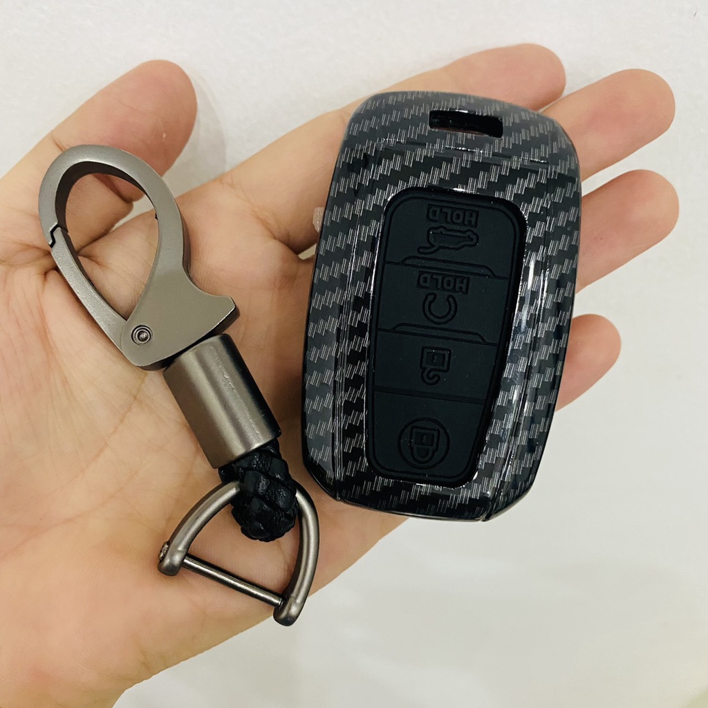 Ốp chìa khóa xe Kia Seltos, Soluto, Sonet mẫu carbon lót silicon cao cấp + kèm móc treo chìa