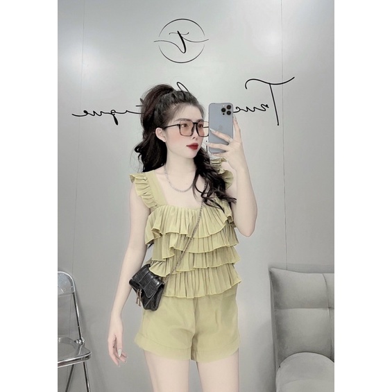 Set xếp ly đùi 3 tầng quần ngắn màu trơn chất lụa