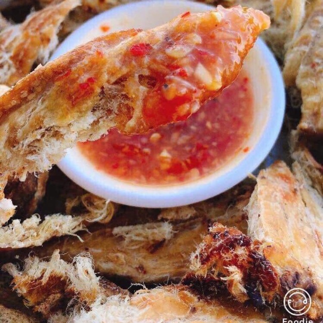Khô cá đuối cà mau Mekong Food không tẩm thịt dày con to hàng luôn mới , hương vị đặt biệt phù hợp làm quà tặng quà biếu