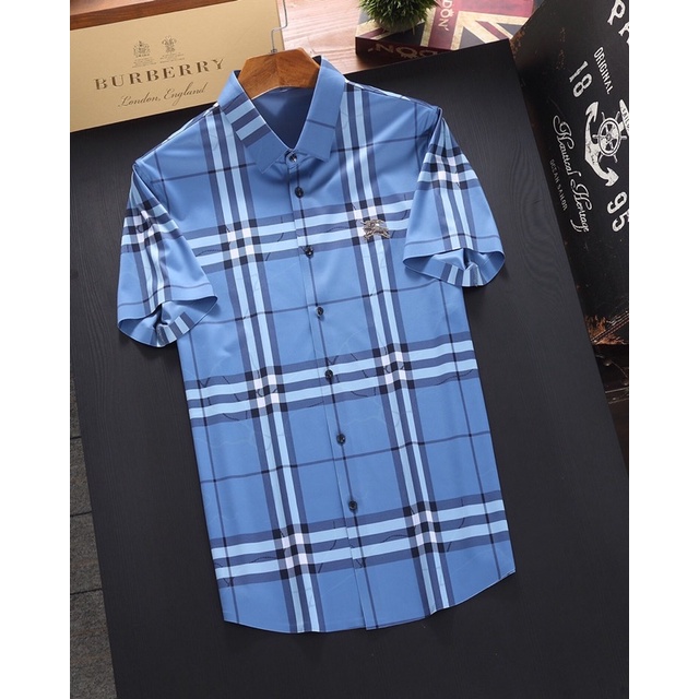 áo sơ mi nam ngắn tay kẻ sọc ca rô vải dáng trơn thêu logo nhỏ hoạ tiết burberry bbr