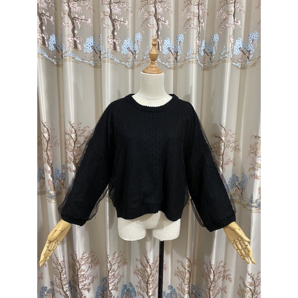 Áo len croptop phối ren lưới,cổ tròn tay dài, độ mới cao