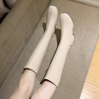 Bốt đùi gót vuông  da lì