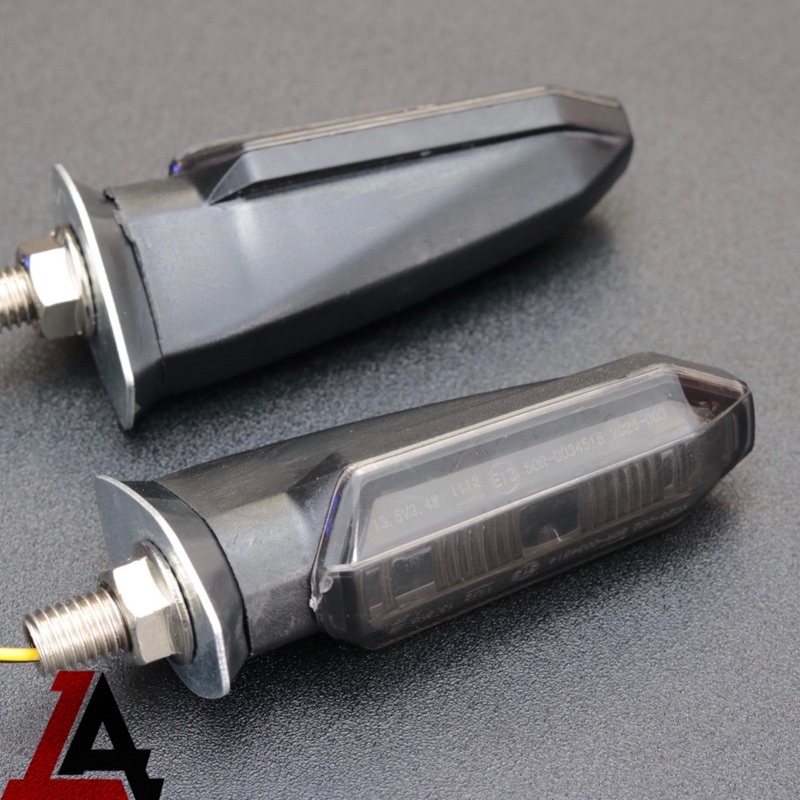 Đèn Led Audi xi nhan phù hợp cho mọi dòng xe máy