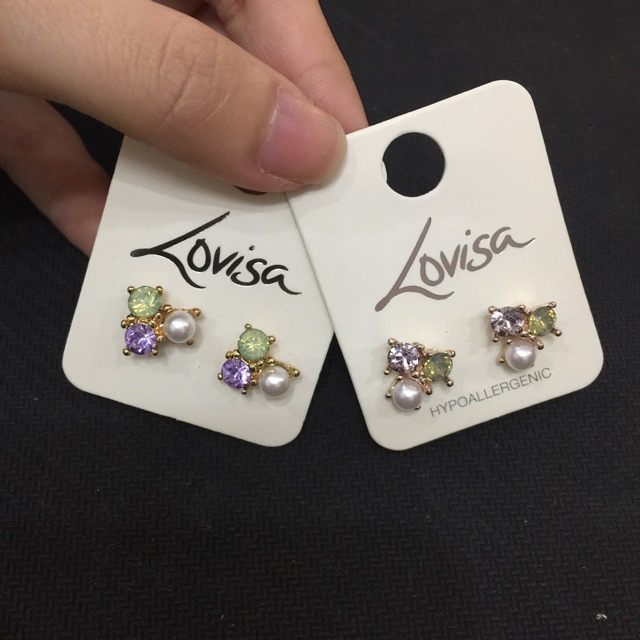 Khuyên tai Lovisa