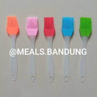 Bàn Chải Silicon