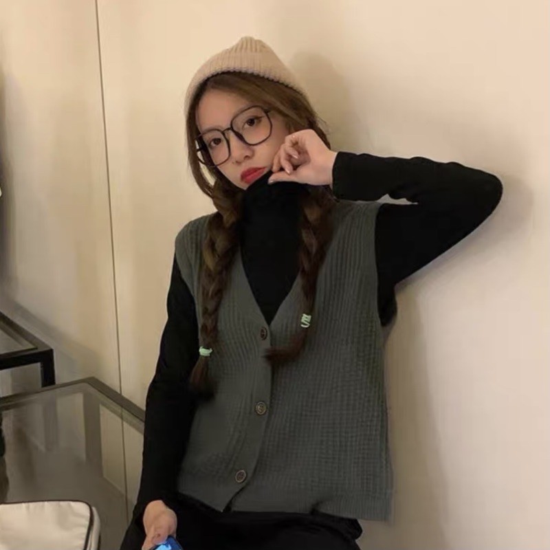 Áo gile len hạt cổ V đóng cúc Ulzzang style Hàng Quảng Châu