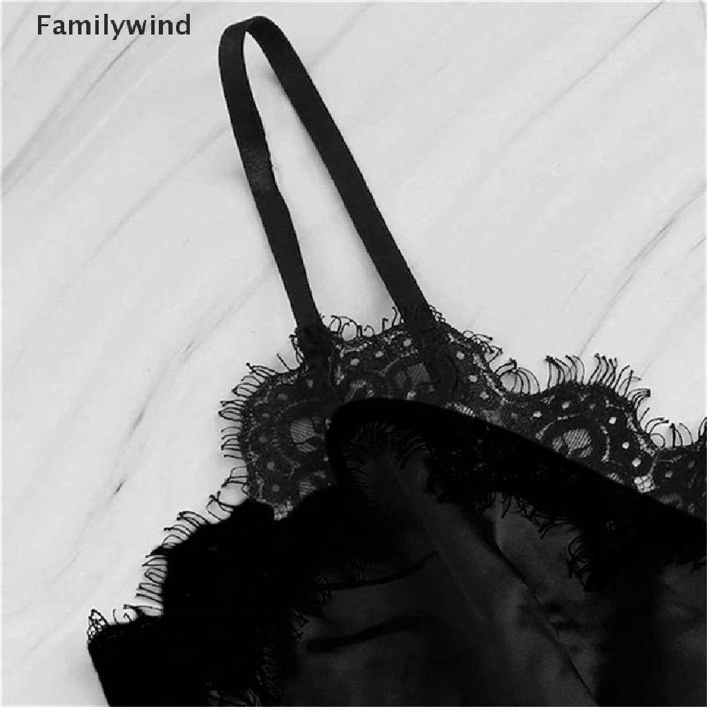 Bộ đồ ngủ áo hai dây và quần ngắn bàng satin viền ren quyến rũ thu hút cho nữ