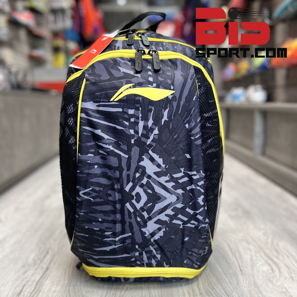Balo Cầu Lông Lining ABSM198-2 Chính Hãng - Đen Vàng - Balo Siêu To - 3 Ngăn Chính Và Có Ngăn Để Giày Riêng