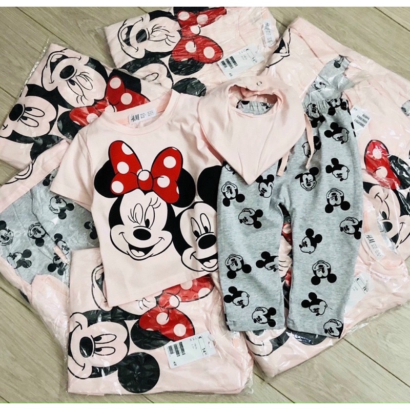 Set 3 chi tiết kèm yếm hm cho bé trai bé gái size từ 10-22 cân