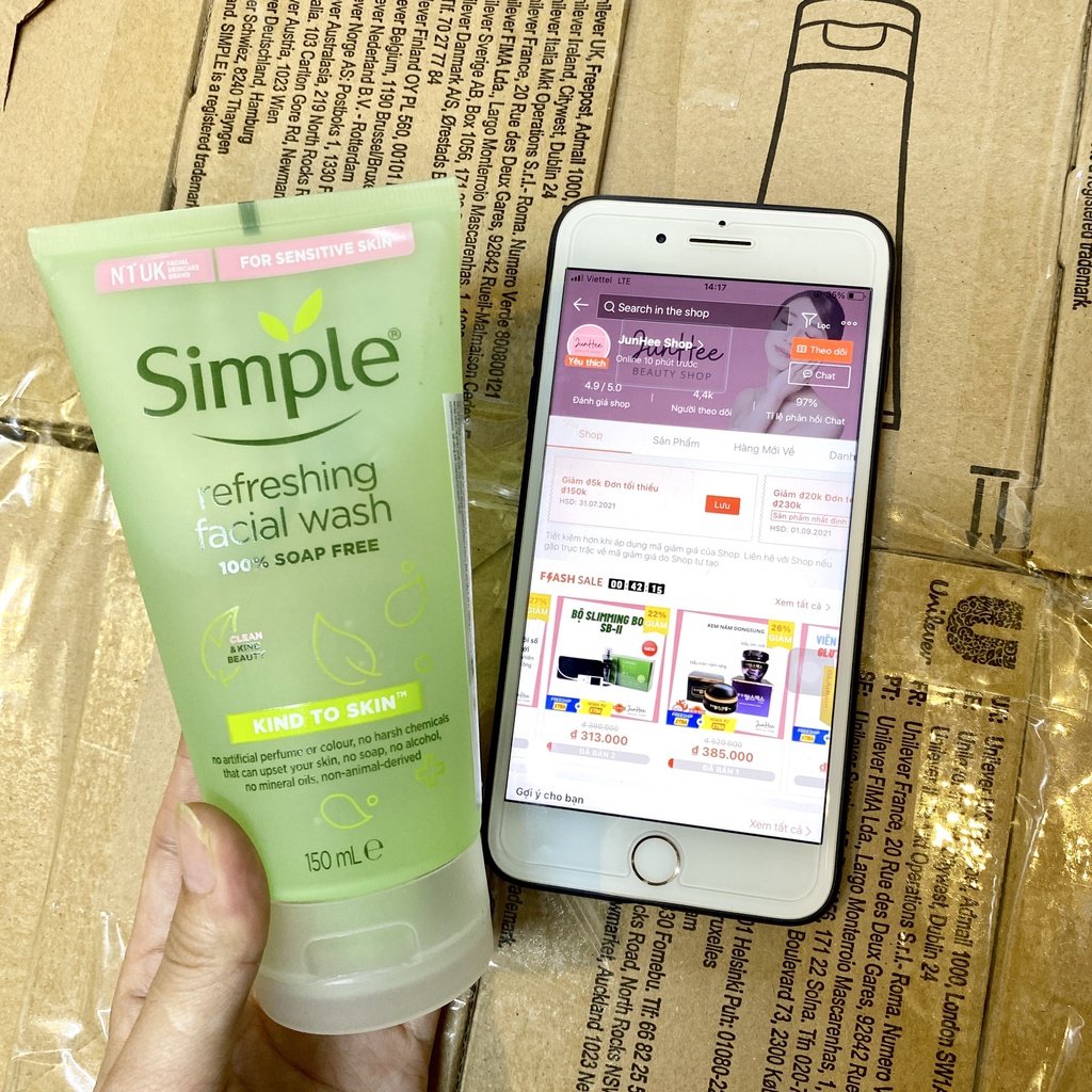 [COMBO] Sữa rửa mặt, Tẩy trang, Nước hoa hồng Simple sạch sâu, dịu nhẹ cho da nhạy cảm | BigBuy360 - bigbuy360.vn