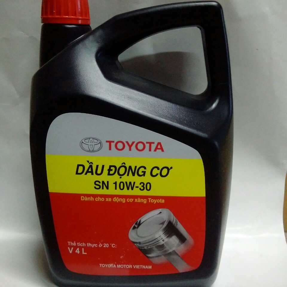 Dầu nhớt động cơ Toyota 10W30 chính hãng Toyota dùng cho máy xăng