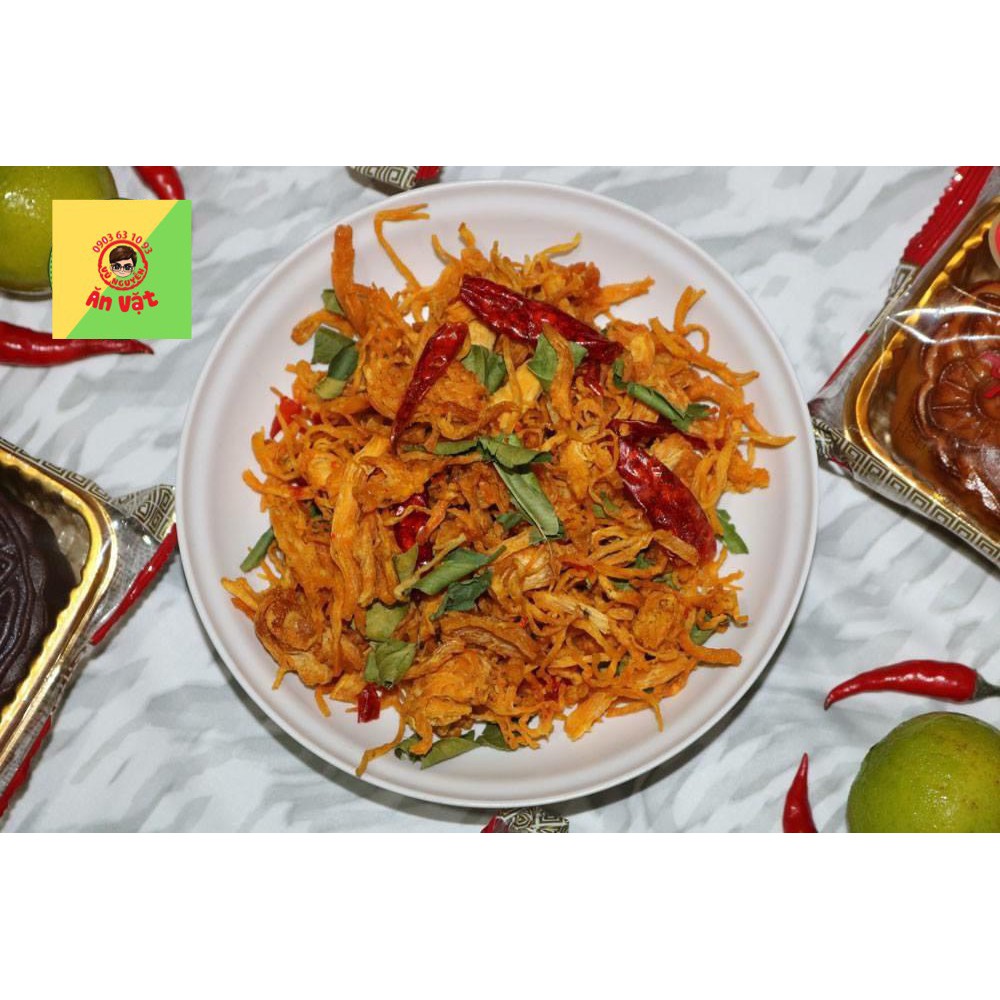 1 LON PET KHÔ GÀ XÉ CAY LÁ CHANH, KHÔ GÀ CHÁY TỎI LOẠI ĐẶC BIỆT KHÔNG TRỘN BỘT - ĐỒ ĂN VẶT VỪA NGON VỪA RẺ | BigBuy360 - bigbuy360.vn