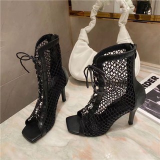 BOOTS LƯỚI HỞ MŨI GÓT NHỌN