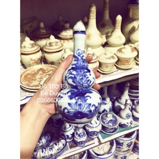 Nậm thờ men Ngọc