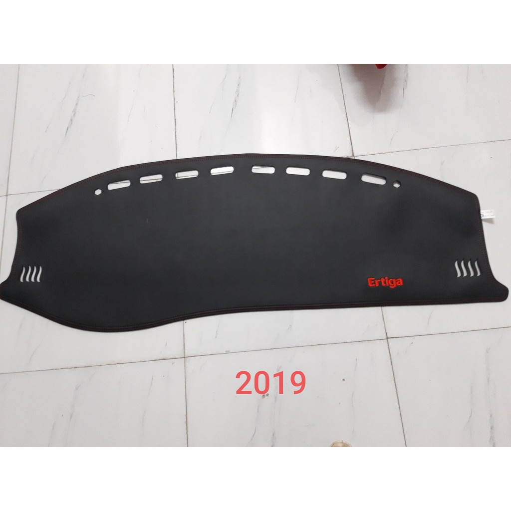 THẢM CHỐNG NẮNG TAPLO XE SUZUKI ERTIGA 2019-2020- 2021 - DA CARBON CAO CẤP